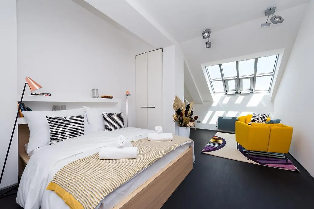 Empirent Old Town Apartments