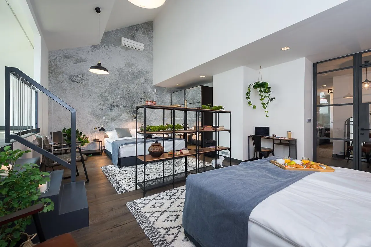 Empirent Old Town Apartments