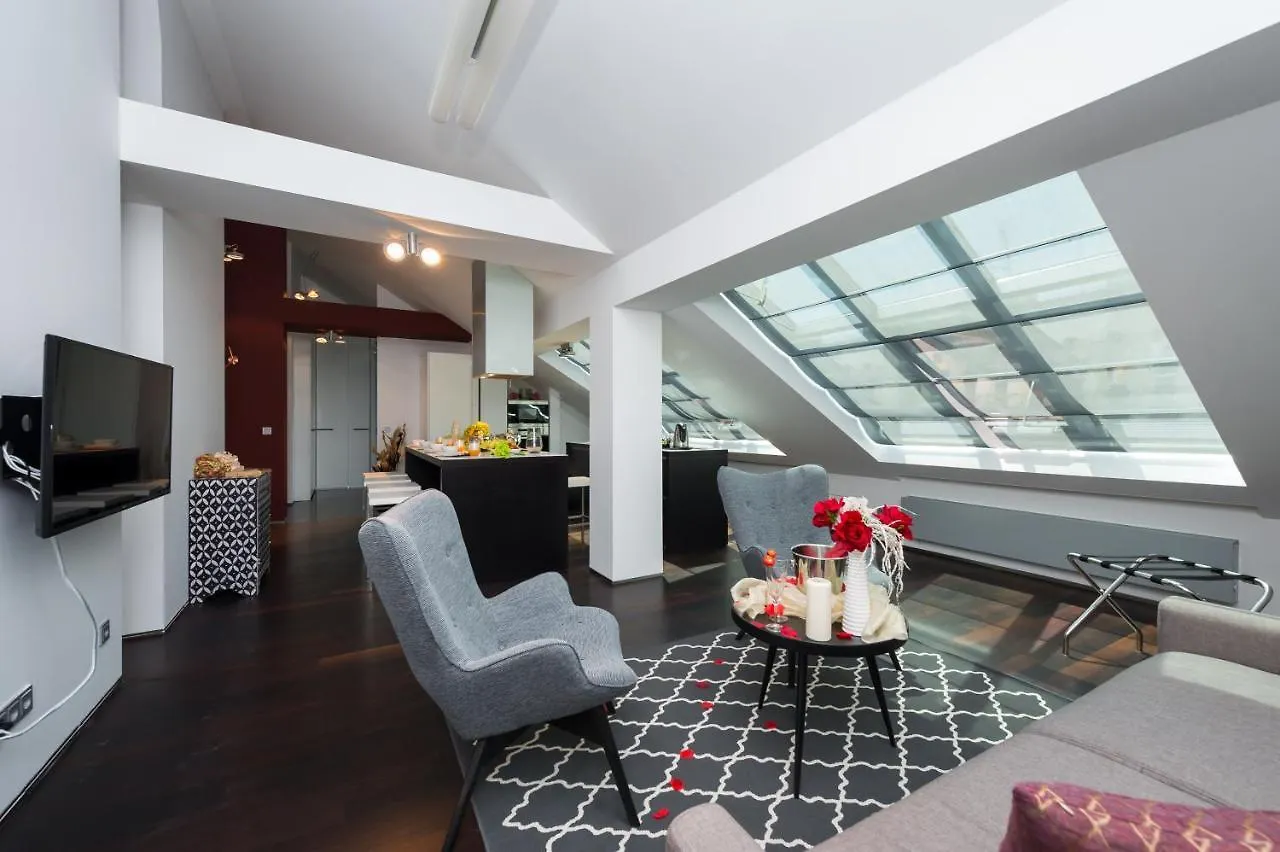 Empirent Old Town Apartments