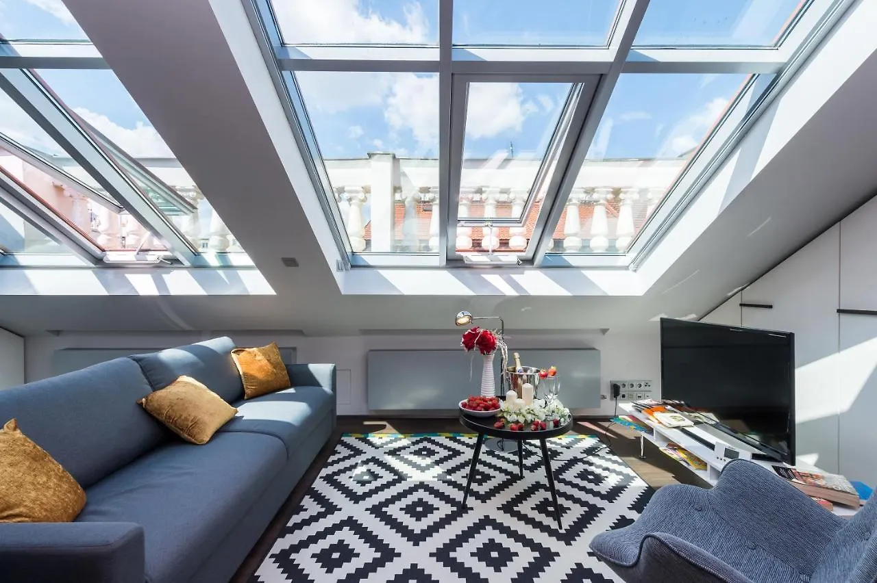 Empirent Old Town Apartments 0*, Praha