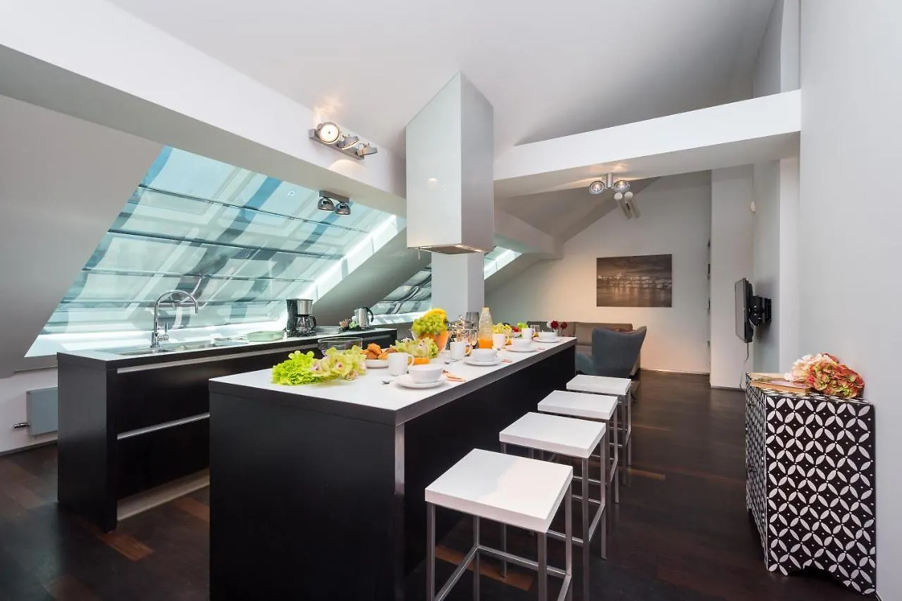 Empirent Old Town Apartments 0*, Praha